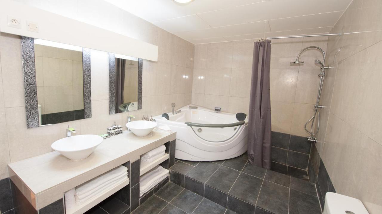 Residence Hoteliere Du Phare Λίμπερβιλ Εξωτερικό φωτογραφία